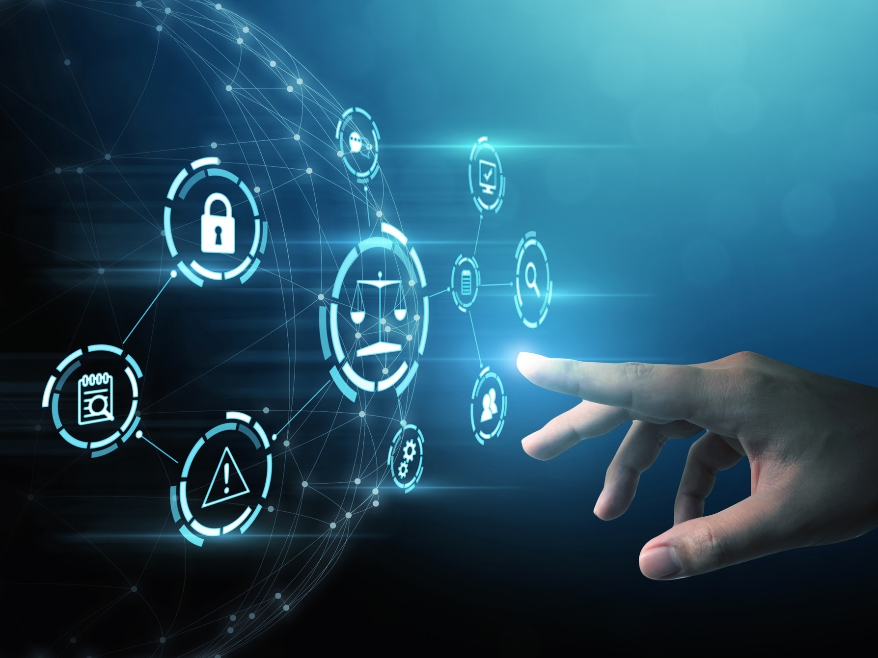 Uma mão aponta para uma rede de ícones digitais de segurança, conformidade e dados (incluindo cadeado, balança e alerta), simbolizando a gestão de dados e o uso de automatizar scans para atender a regulamentos como LGPD e GDPR.